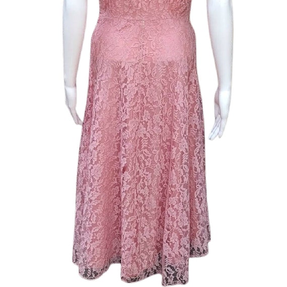 Vintage 40s or 50s coral salmon pink lace and tul… - image 8