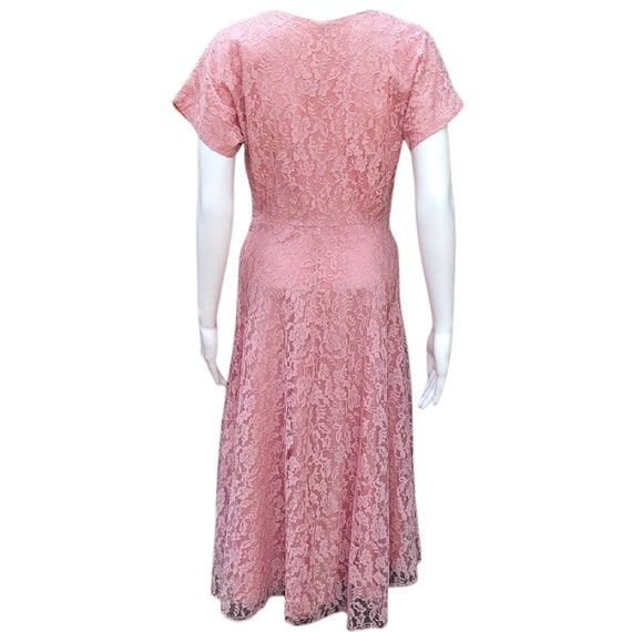 Vintage 40s or 50s coral salmon pink lace and tul… - image 6