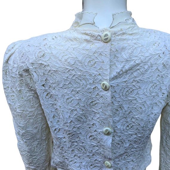 Vintage 1980 ivory white cotton lace embroidered … - image 8