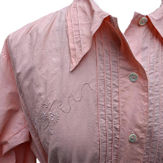 Vintage 1930's or 40's peach very soft cotton emb… - image 3