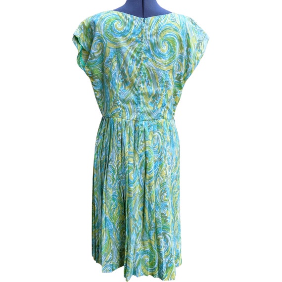 Vintage 50s or 60s green, yellow, blue and white … - image 5