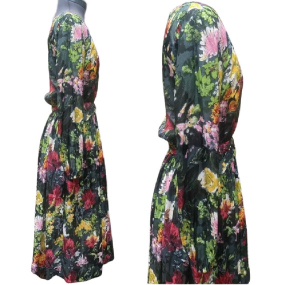 Vintage 1950's silk dress, multicolor floral prin… - image 5