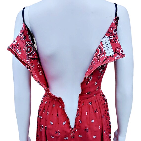 Vintage 50s cotton red bandanna dress, fit and fl… - image 8
