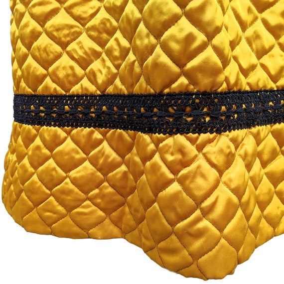 Vintage 60s or 70s black velour and gold quilted … - image 3