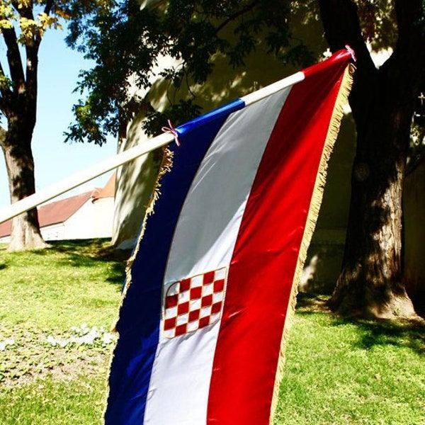 Croatian Flag with the Old Grb, 3 Sizes