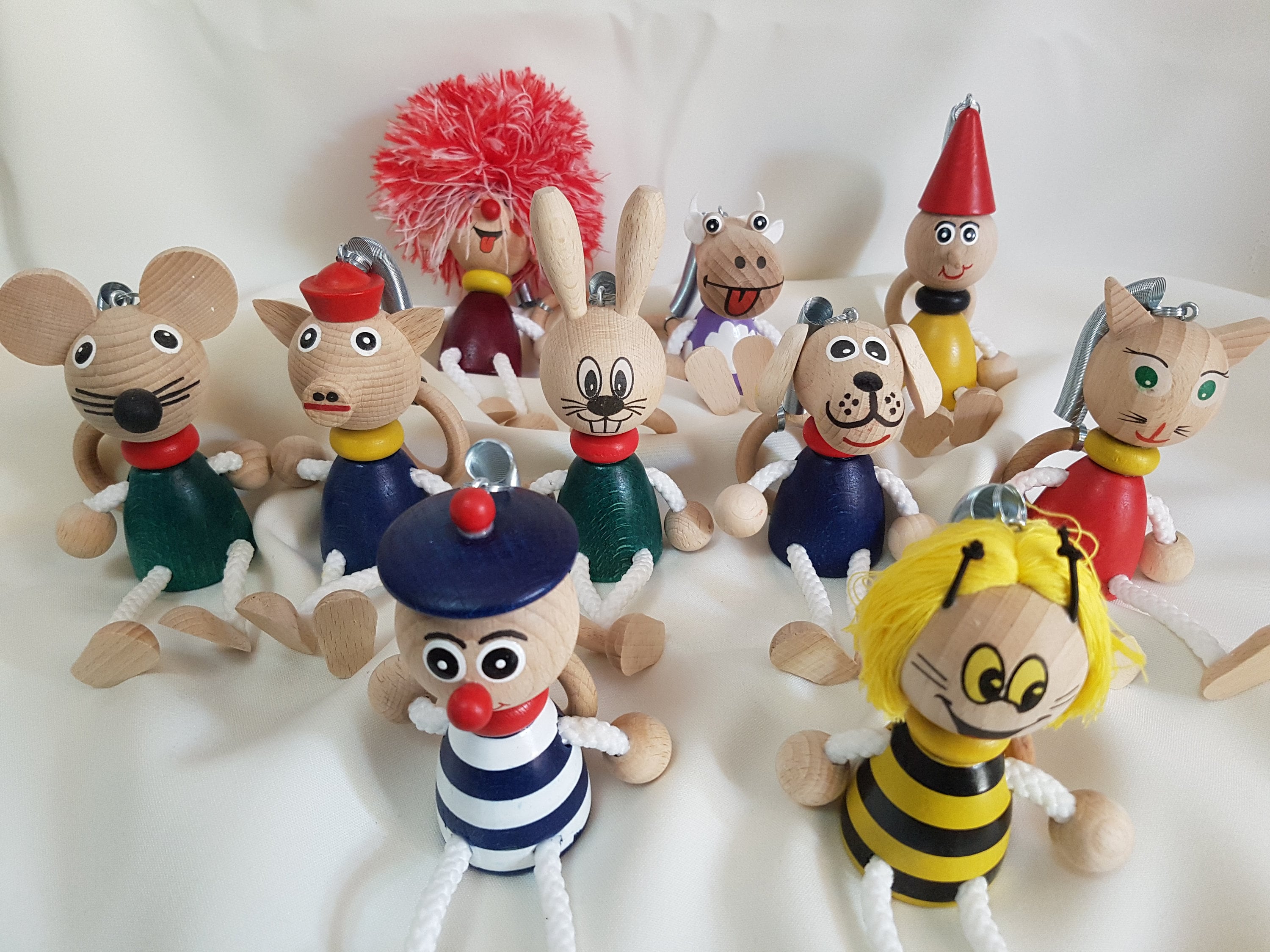 ピノキオ、コイルに吊るされた木製人形、手作り - Etsy 日本