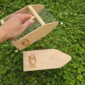 Berry Rake, Picker, Chamomile, Personalizable with Image