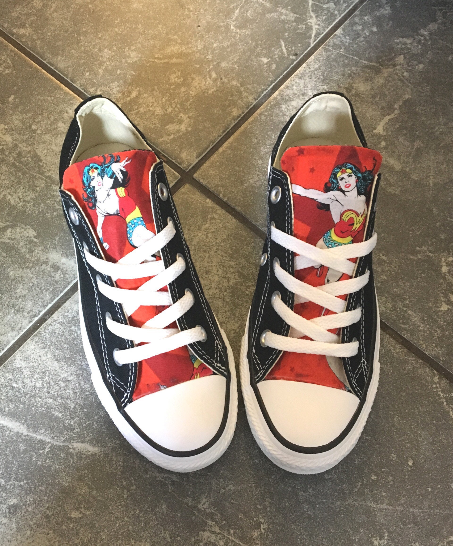 wonder woman converse low tops