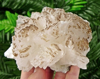 White Calcite, Raw Calcite Crystal, Natural Mineral, Crystal Cluster, Healing Crystal, Mineral Specimen