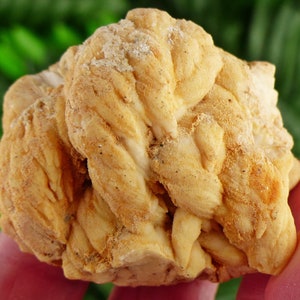 Seltener Calcit-Kristall, Rohkristall, natürliches Mineral, Heilungs-Kristall, Spiritualität-Kristall, Mineralprobe B2482
