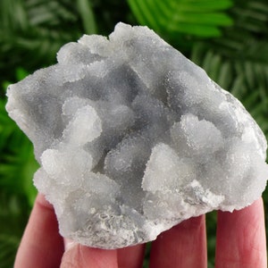 Amazing Chalcedony Crystal, Raw Crystal, Natural Mineral, Healing Crystal, Spirituality Crystal, Mineral Specimen B2706