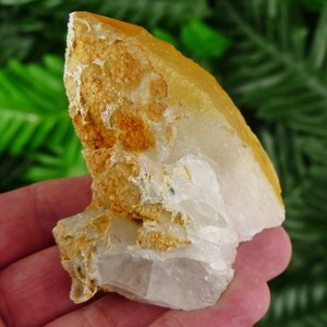 Milky Quartz with Iron Oxide, Quartz Crystal, Natural Mineral, Natural Crystal, Raw Crystals, Crystal Cluster, Quartz Cluster 1024