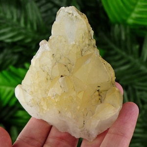 Milky Quartz with Iron Oxide, Quartz Crystal, Natural Mineral, Natural Crystal, Raw Crystals, Crystal Cluster, Quartz Cluster B927