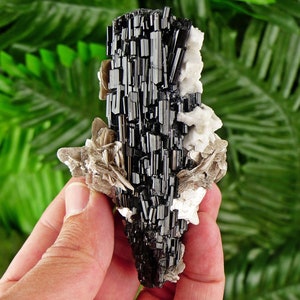 Quartz With Iron Oxide, Quartz Crystal, Mineral, Natural Crystal