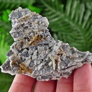 Chalcedon mit Rhodochrosit-Kristall, Chalcedon-Stein, Rohkristall, natürliches Mineral, Kristallcluster, Heilkristall, Mineralprobe