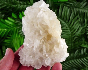 Amazing Fluorescent Calcite Crystal, Raw Crystal, Natural Mineral, Healing Crystal, Spirituality Crystal, Mineral Specimen B1768