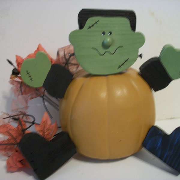 CLEARANCE Halloween Frankenstein Pumpkin Pokes Kit