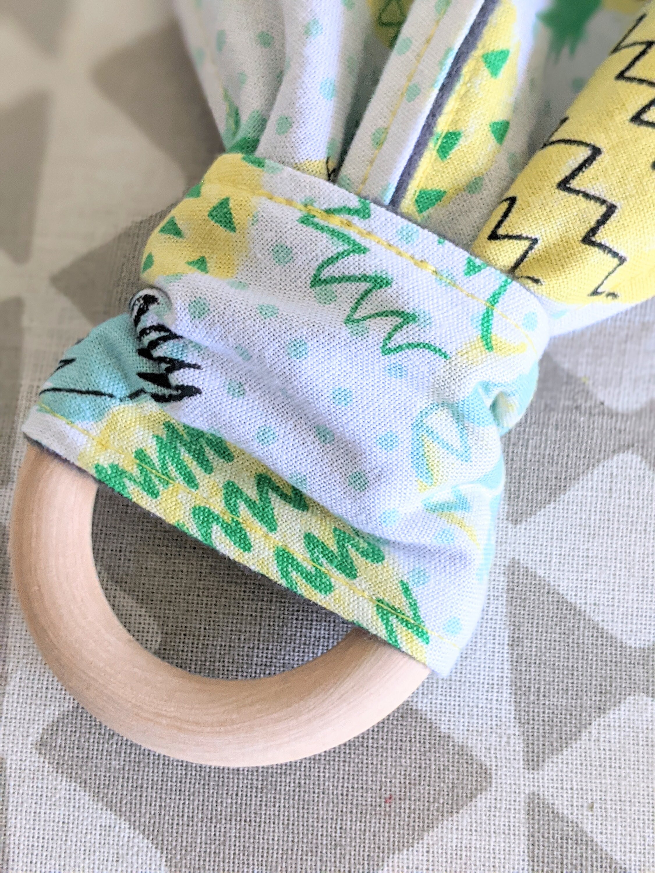 Pineapple Teether Wood Ring Teether Teething Toy Baby Teething Ring