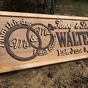 Mr and Mrs Sign Wooden Wedding Signs Wood Wedding Gift Custom Engagement Gift Established Marriage Bridal Shower Personalized Couple Gift immagine 7