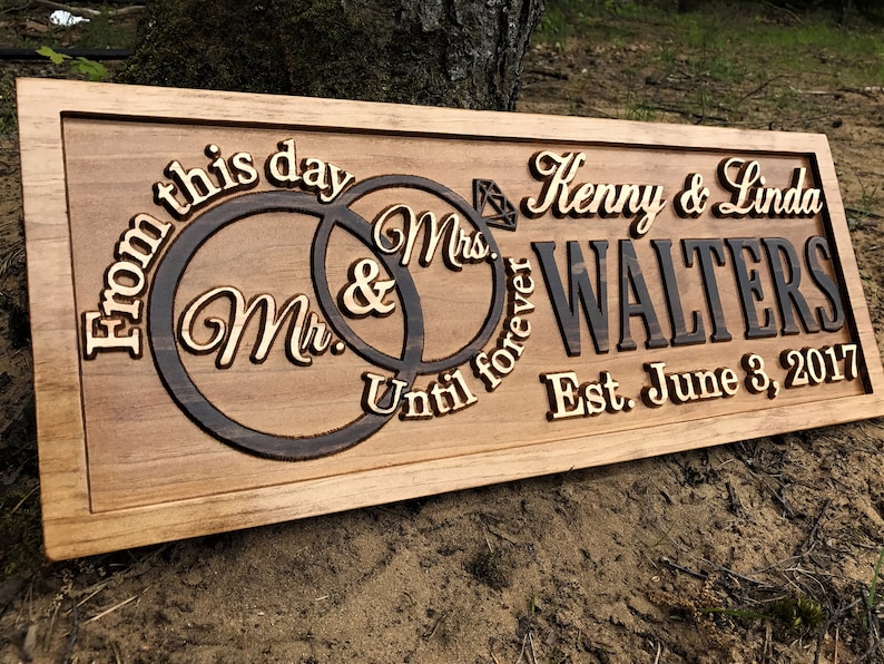 Mr and Mrs Sign Wooden Wedding Signs Wood Wedding Gift Custom Engagement Gift Established Marriage Bridal Shower Personalized Couple Gift immagine 7