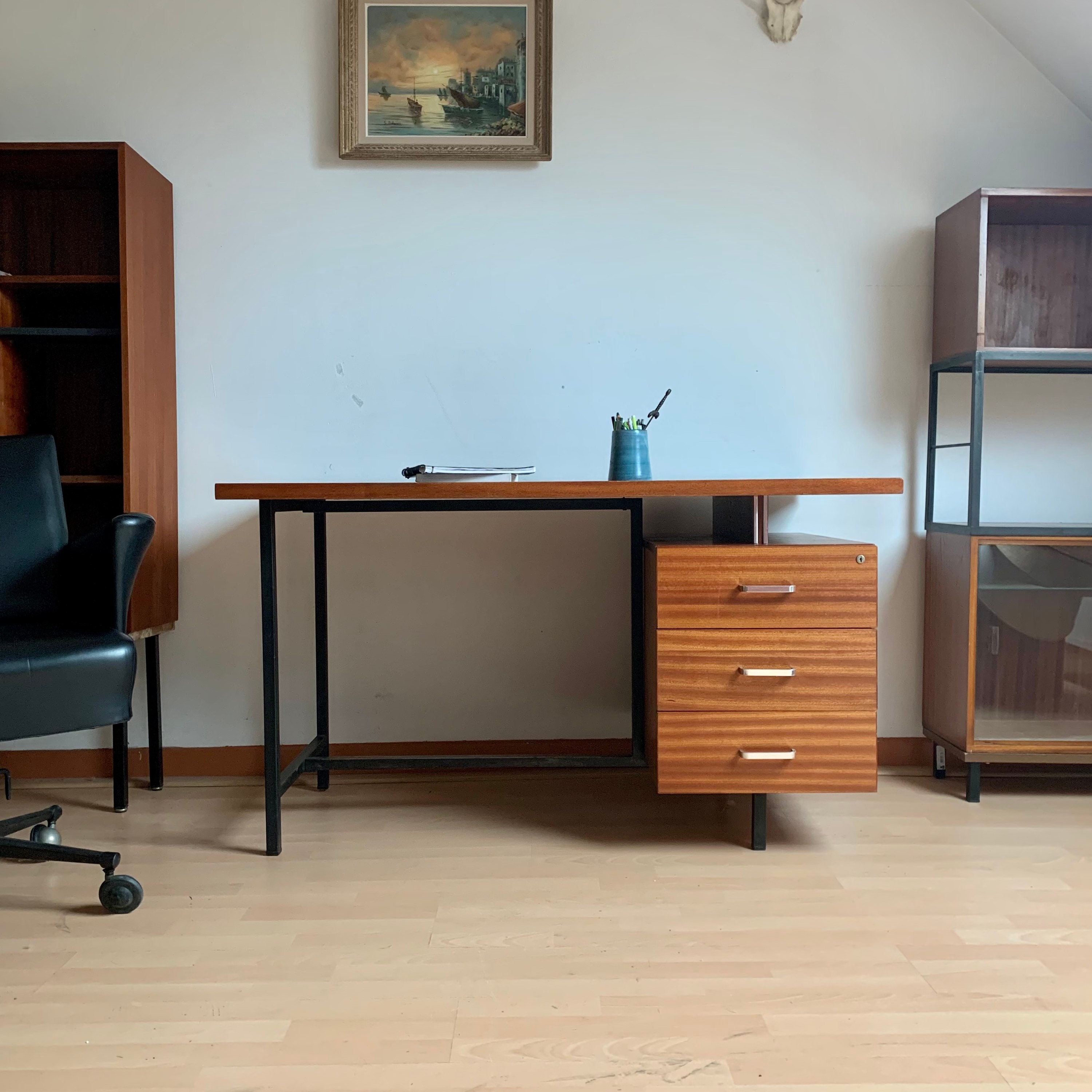 Bureau Moderniste en Acajou Vintage
