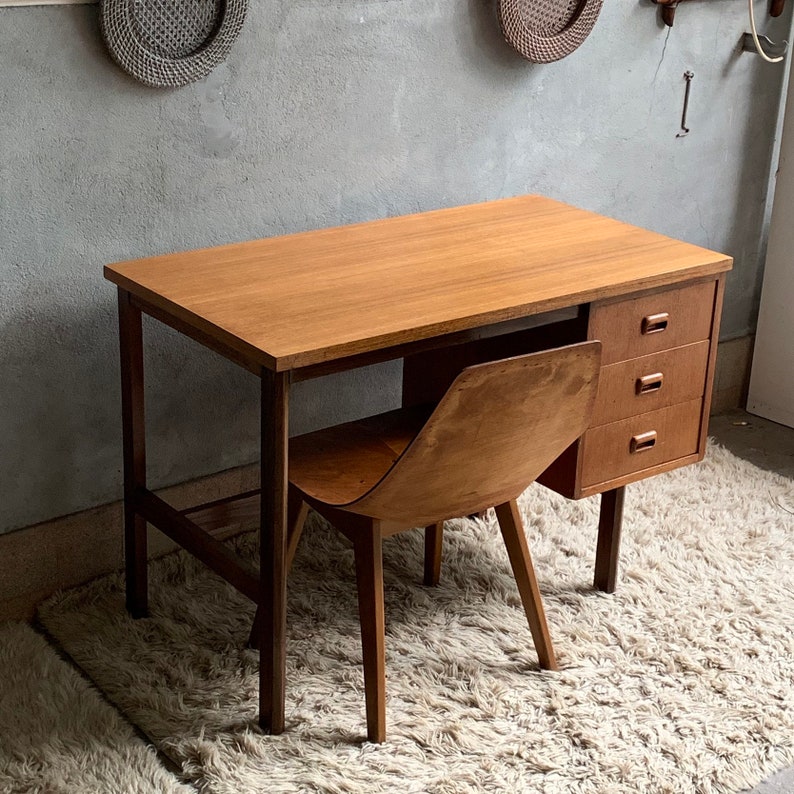 Vintage Scandinavian Style Teak Desk Vintage Scandinavian Style Teak Desk