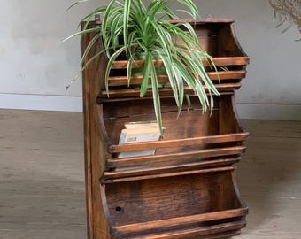 Antique vintage shelf cabinet