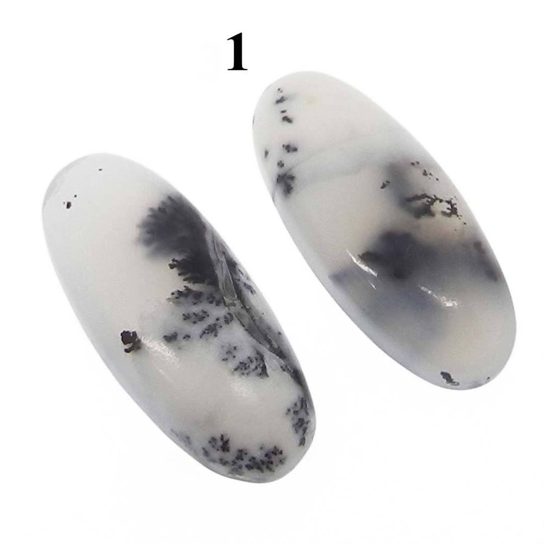Cabochon Opale Noire Naturelle éthiopienne, Forme Ovale, Calibré (3x5 Mm à 8x10 Mm)