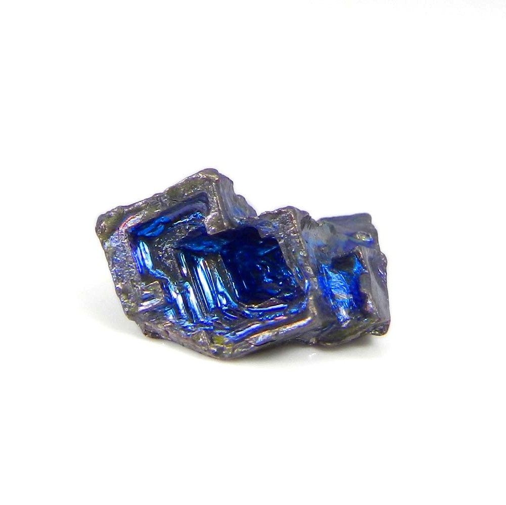 レインボービスマス結晶、幾何学的標本（20 x 18 mm） - Etsy 日本