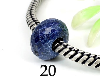 Pietra Preziosa Blu Dello Zaffiro Fotografia Stock - Immagine Di Rifrazione, Lusso: 7425402 - Foto 2