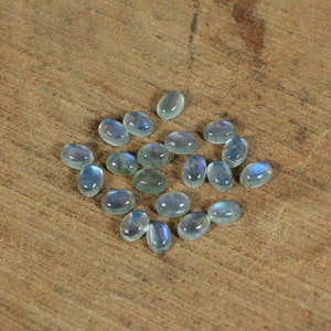 Natural madagascar labradorite with blue fire oval cabochon 6 x 4 mm semi precious stone calibrated smooth loose gemstone