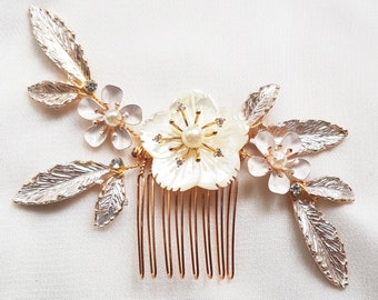 Floral hair comb, flower bridal hair comb, floral wedding hair accessories