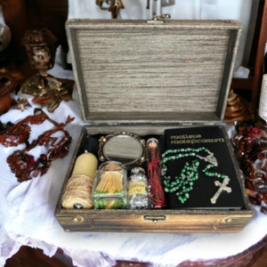 Witch Hunting Kit