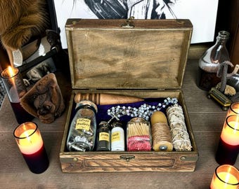 Monster Hunting Kit