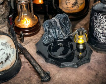 Black Phantom Resin Catchall