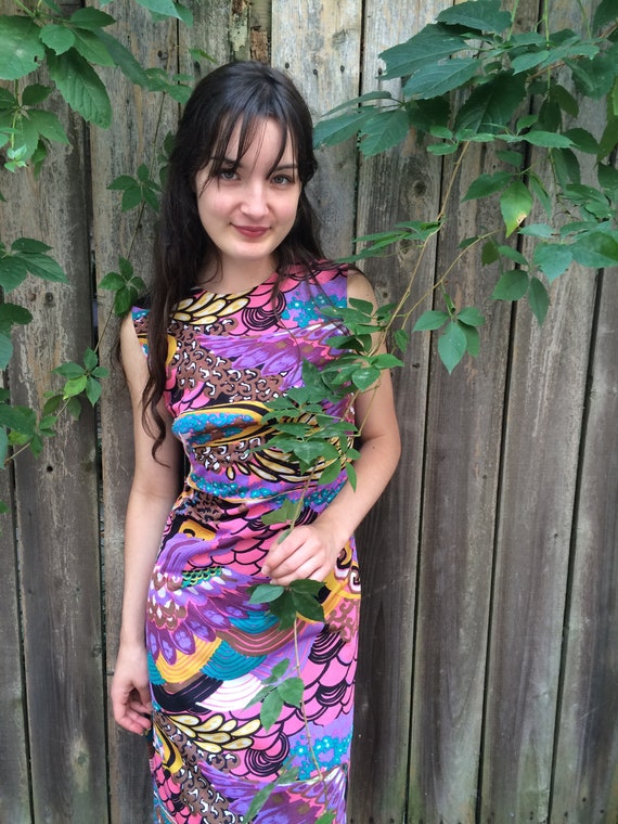 1970s Multicolored Sleeveless Maxi Dress / Vintage Psychedelic Dress With  Side Slits / 70s Night Out Colorful Long Bodycon Dress in S - Med - Etsy