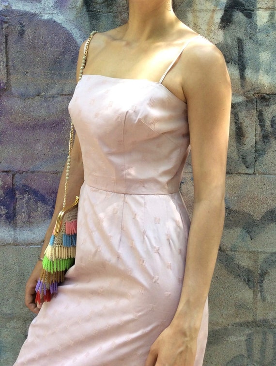 1950s 1960s Light Pink Cotton Pencil Dress / Retro Rose Cocktail Midi Dress / 50s 60s Jacquard Day to Date Night Romantic Dress in Small - Etsy 1950s 1960s Light Pink Cotton Pencil Dress / Retro Rose Cocktail Midi Dress / 50s 60s Jacquard Day to Date Night Romantic Dress in Small - Etsy