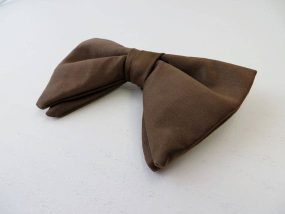 1970s Bow Tie / Wide Bow Tie/ Vintage Brown Bow Ti