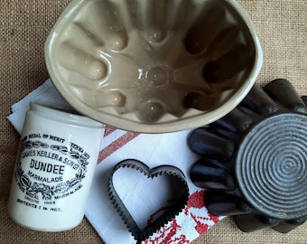 Vintage/Antique Stoneware Jelly Mould Made in England by Moira Pottery