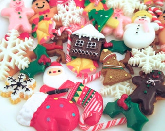 SALE Christmas Cabochons, Flat Backed Resin Xmas Holiday Grab Bag Mix, Flatbacked Acrylic Plastic Assorted X-mas Cabs
