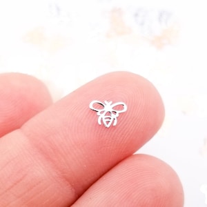 50 Tiny 6mm Silver Toned Honeybee Bee Cabochons, Cute Kawaii Nail Floral Cabs, Nail Art Charm Resin Supplies, Resin add-on #1507