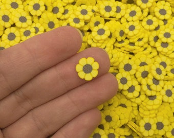 Larger Size Yellow Sun Flower Sprinkles, Fimo Fake Flower Slices, Resin Embellishment, Decoden Sunflower Sprinkles, P114