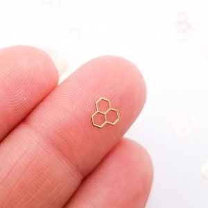 50 Tiny 5mm Gold Toned Honeycomb Cabochons, Cute Kawaii Nail Floral Cabs, Nail Art Charm Resin Supplies, Resin add-on #1504