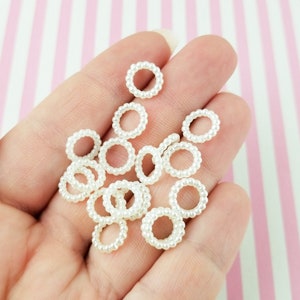 40 Small Pearlized Open Circle Ring Cabochons, Ivory Cell Phone Deco, #1336