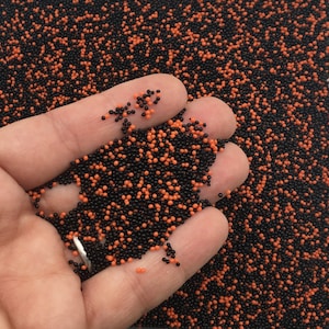 NON EBIBLE Black + Orange Halloween Fake Bake Nonpareil Sprinkles, 1mm No Hole, Decoden Nail Decoration Resin Plastic Caviar Beads V159