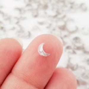 10 kleine 6 mm Acryl Kunststoff Grau Swirl Flachrücken Halbmond Cabochons, niedliche Grau Flachrücken Kawaii Nagel Cabs, Charm Harz liefert 1738