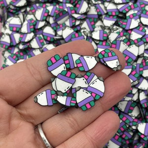 Rebanadas de arcilla polimérica con forma de cohete para decoración de uñas (de 10 mm a 12 mm), adornos de arcilla polimérica con forma de nave espacial OVNI, adornos de Fimo para mesa de repostería (M131)