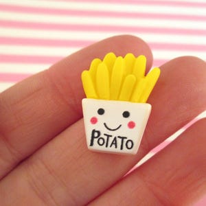 6 Flatbacked Resin French Fry Cabochons, Flat Backed Acrylic Plastic French Fries 180a