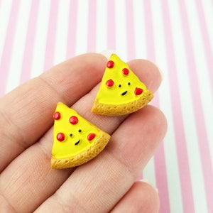4 Smaller Flatbacked Resin Pepperoni Pizza Cabochon, Flat Backed Acrylic Plastic Junk Food Cabs,  #894