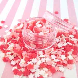 Posypki z kwiatów Sakura z gliny polimerowej, posypki z kwiatów Fake Bake Decoden Clay Fimo Table Scatter Confetti, wypełnienie do kubków Shaker, artykuły Slime P136